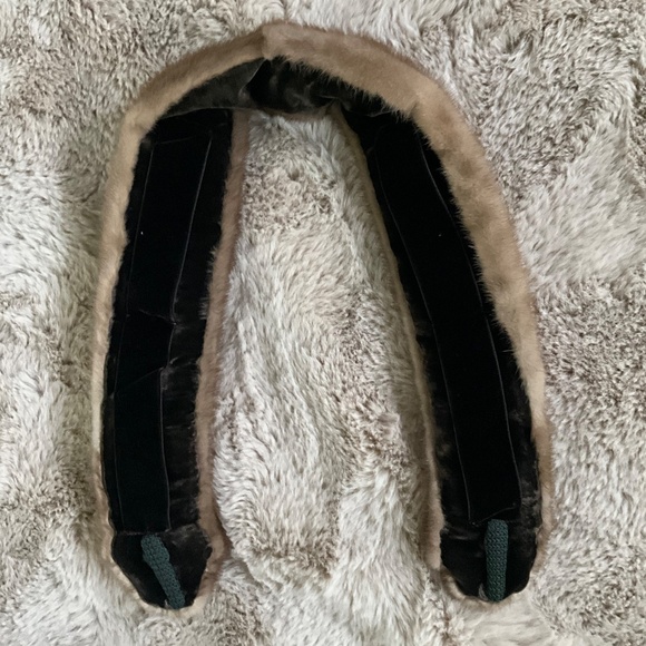 **Genuine Mink Collar Wool Coat** - Picture 12 of 12